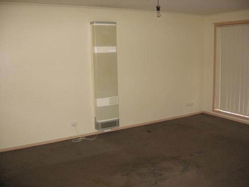 1/30 Mayfield Grove, Altona Meadows VIC 3028