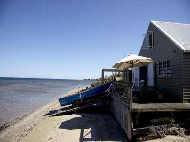 1A Campbell’s Cove, Werribee South VIC 3030