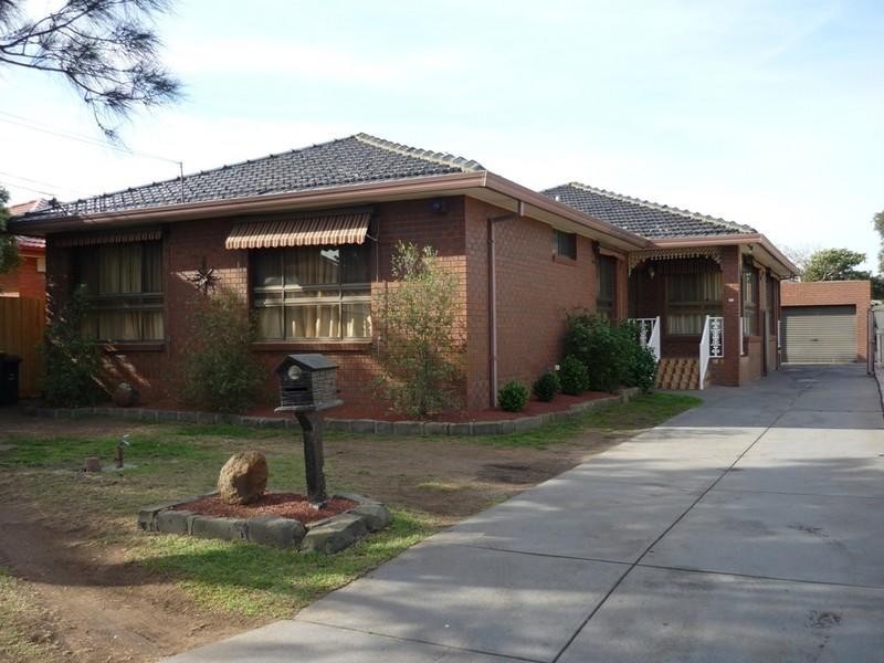 46 Oakdene Grove Sth, Altona Meadows VIC 3028