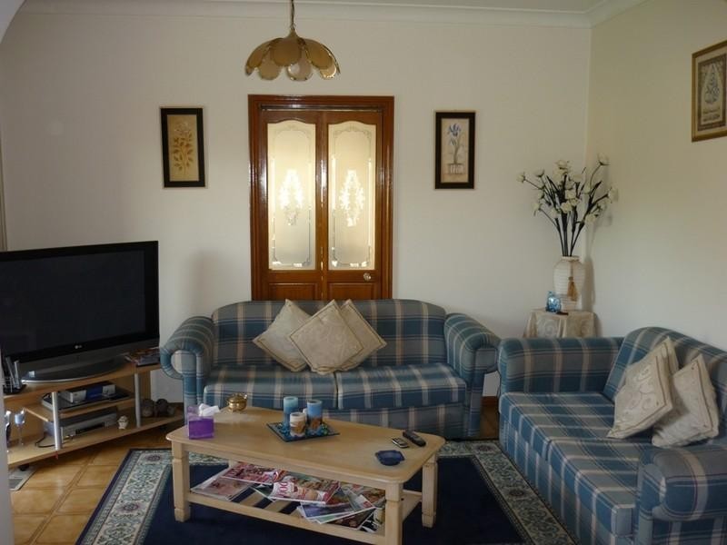 46 Oakdene Grove Sth, Altona Meadows VIC 3028