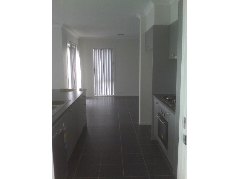 15 MOOROOKYLE Avenue, Tarneit VIC 3029