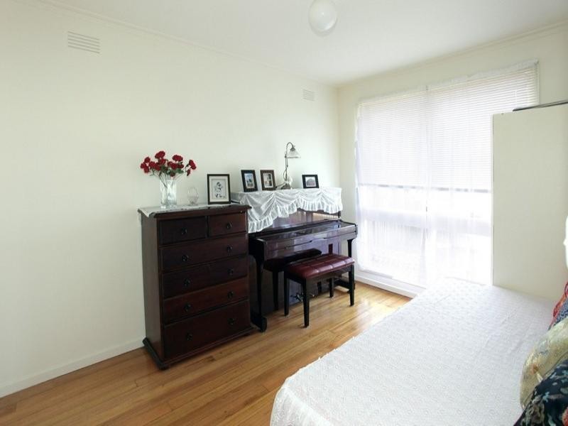 Unit 6/15-17 Greaves Street Sth, Werribee VIC 3030