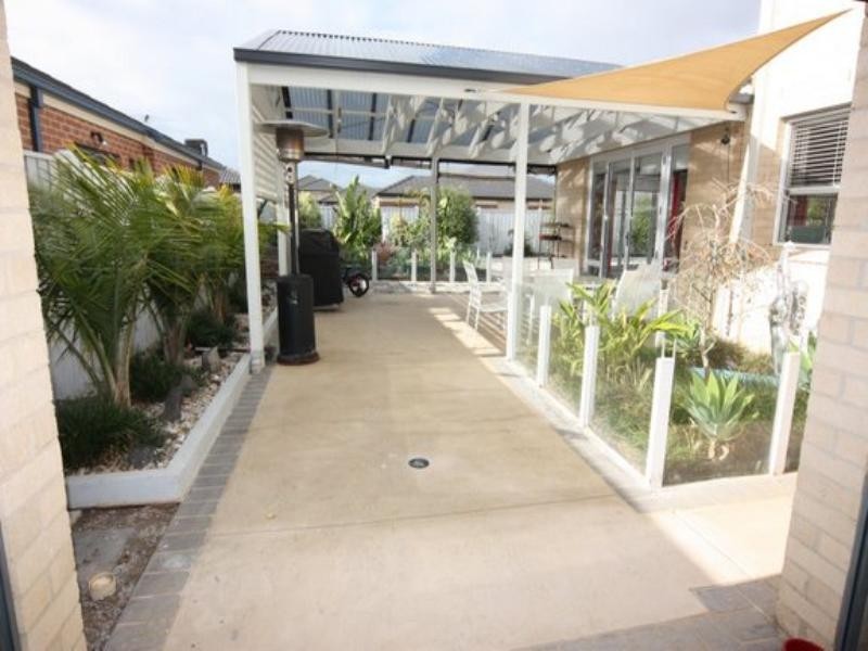 29 Wetlands Boulevard, Williams Landing VIC 3027