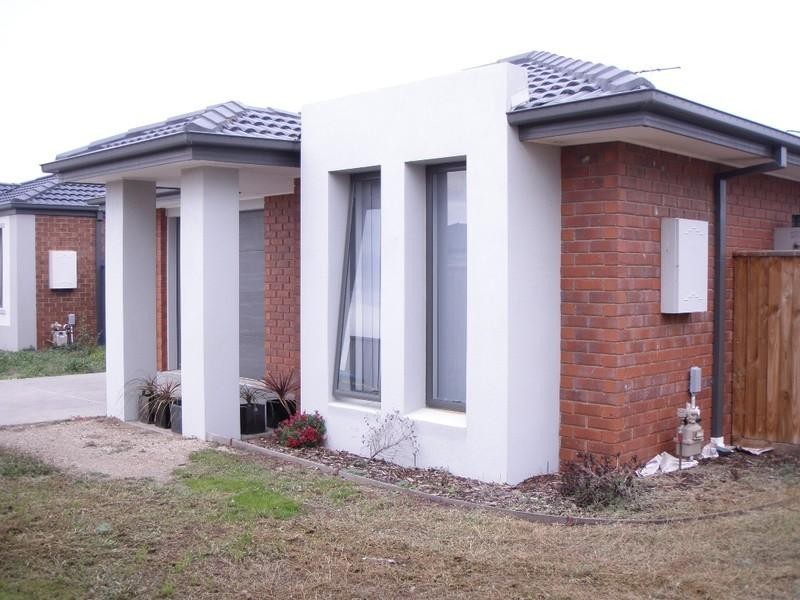 3 BLUESTONE Court, Point Cook VIC 3030