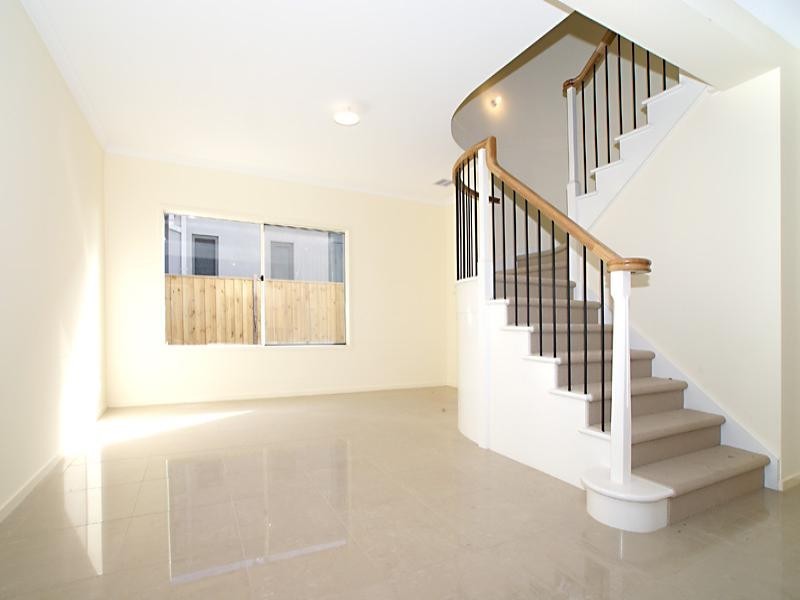 20 VAUCLUSE Boulevard, Werribee VIC 3030