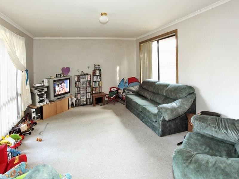 24 KATHLEEN Crescent, Hoppers Crossing VIC 3029