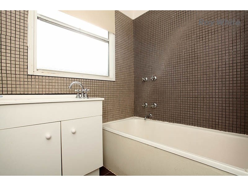 24 Heffernan Street, Laverton VIC 3028