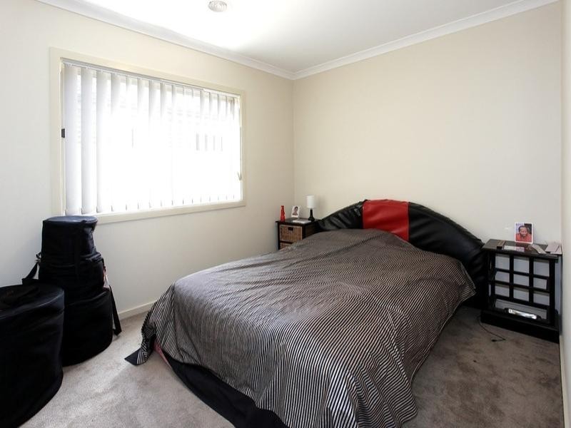 1/7 VANDERBILT Avenue, Truganina VIC 3029