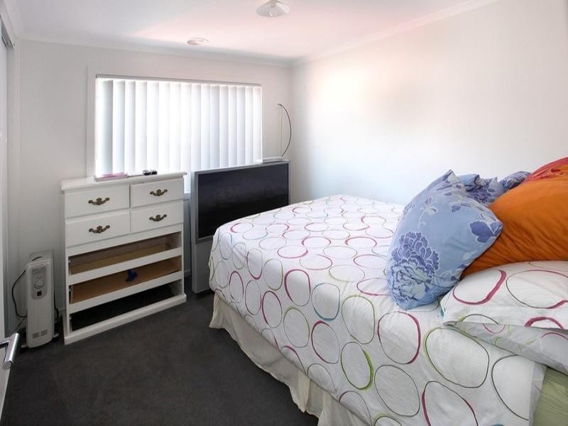 65 HATCHLANDS Drive, Deer Park VIC 3023