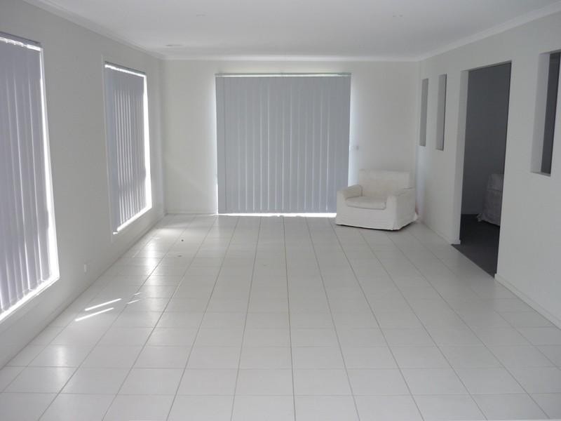 25 FELICITY Drive, Tarneit VIC 3029