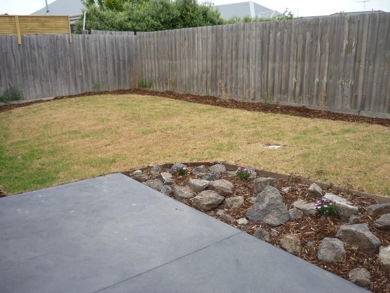 41 DOLPHIN Crescent, Point Cook VIC 3030