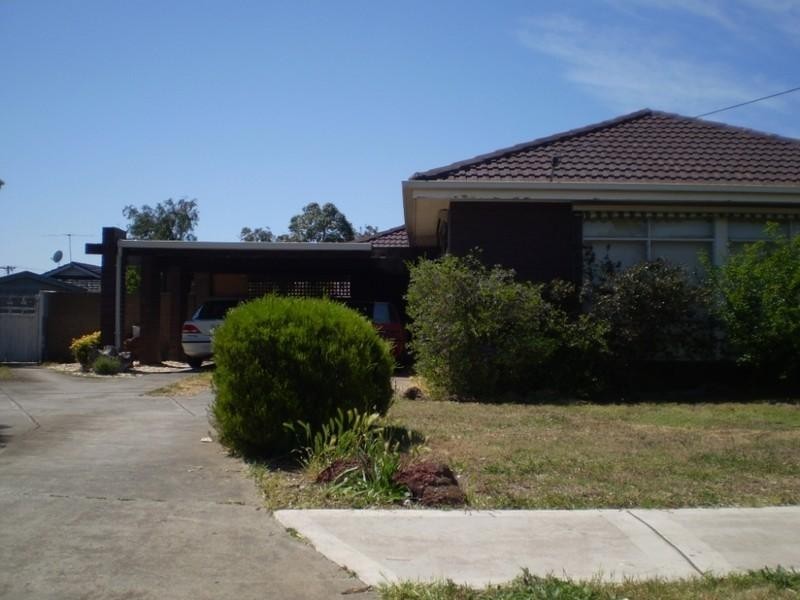 3 MOFFAT Crescent, Hoppers Crossing VIC 3029