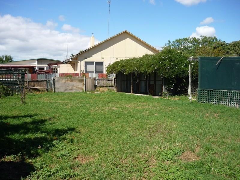17 ULM Street, Laverton VIC 3028