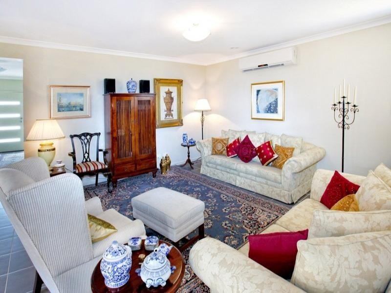 18 Dunlin Crescent, Williams Landing VIC 3027