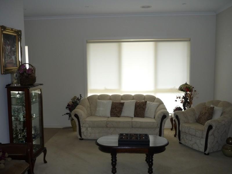 4 Tattler Court, Point Cook VIC 3030