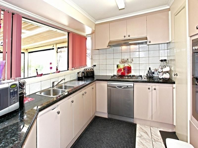 3 Retreat Place, Werribee VIC 3030