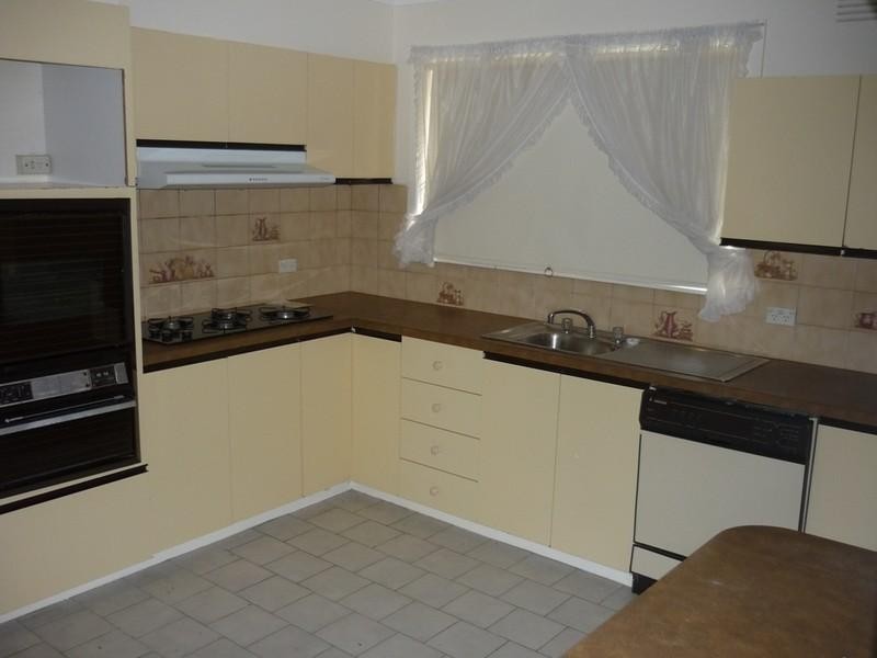 19 Kiora Street, Altona Meadows VIC 3028