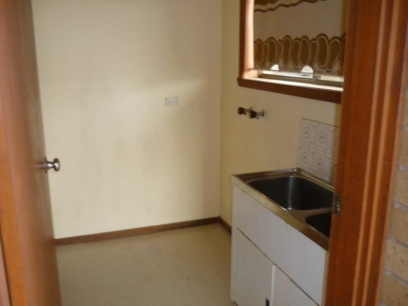 4 BRUCE Street, Laverton VIC 3028