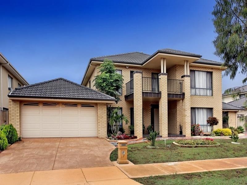 7 Crystal Court, Werribee VIC 3030