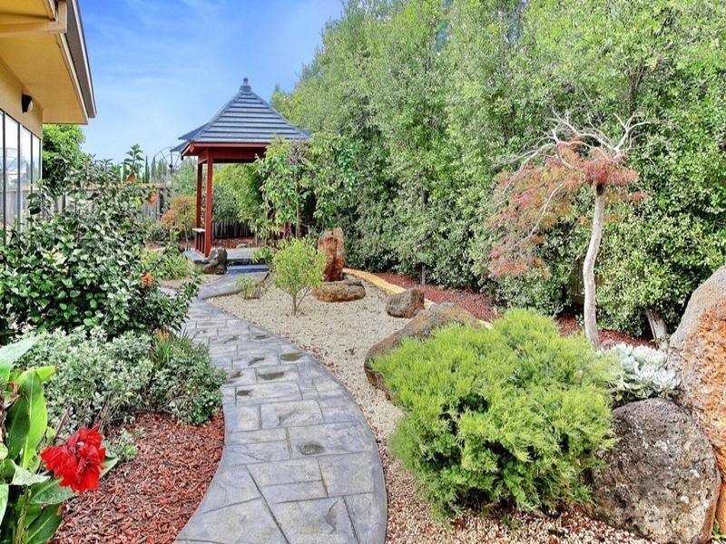 7 Crystal Court, Werribee VIC 3030