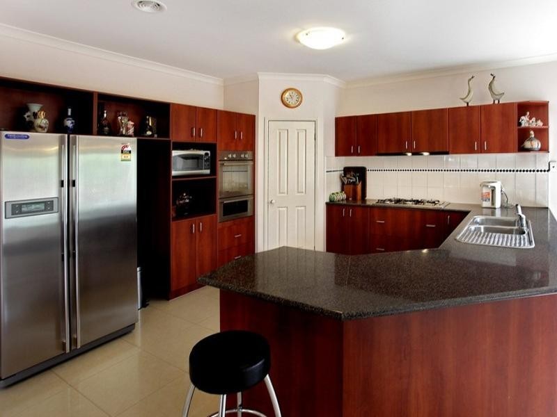 7 Crystal Court, Werribee VIC 3030