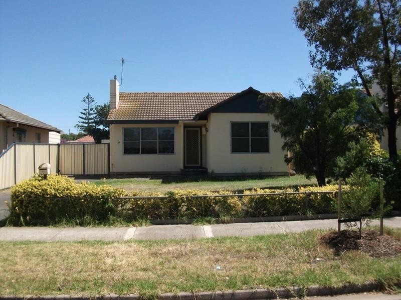 14 THOMAS Street, Laverton VIC 3028