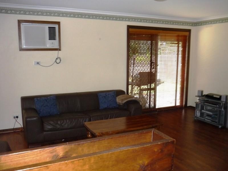 34 Edwards Drive, Altona Meadows VIC 3028