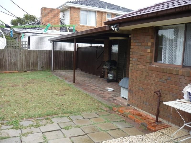 34 Edwards Drive, Altona Meadows VIC 3028