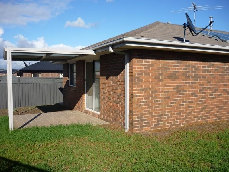24 Pioneer Drive, Deer Park VIC 3023