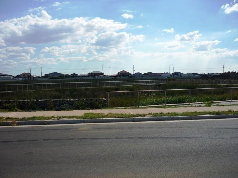 83 Swamphen Drive, Williams Landing VIC 3027