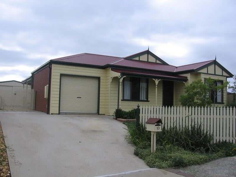 10 Whitfield Court, Truganina VIC 3029