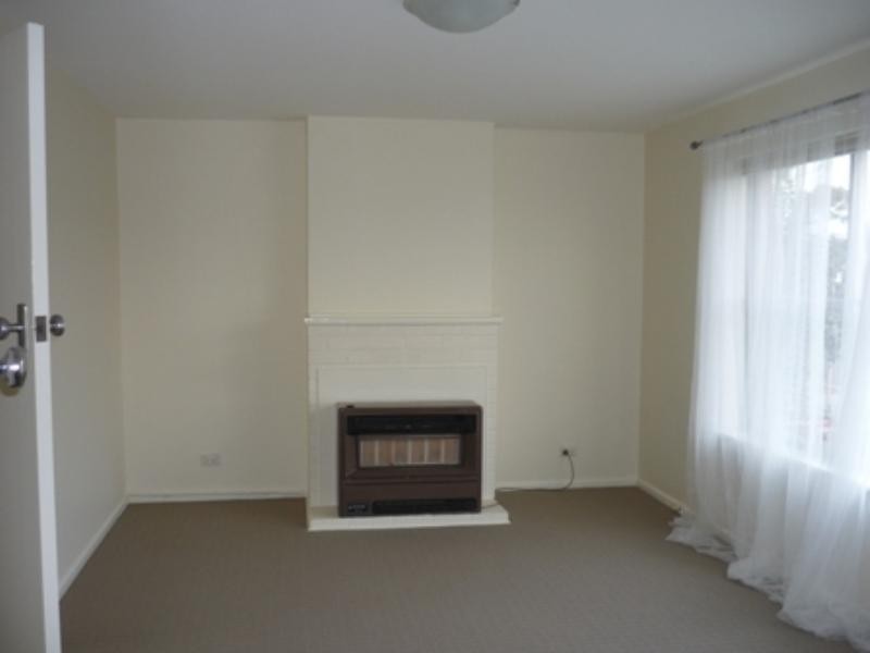 72 Woods Street, Laverton VIC 3028