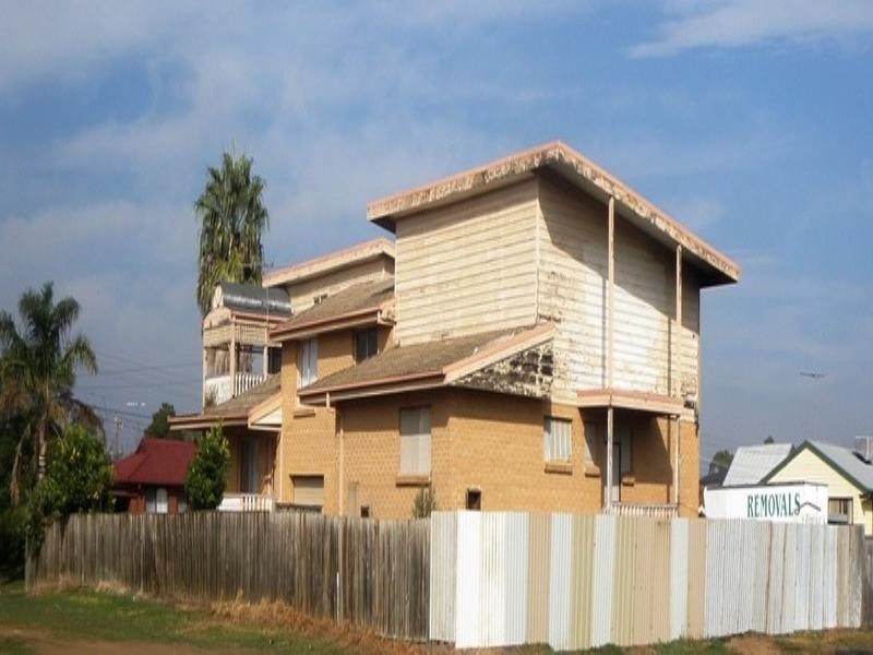 2/11 Prouse Place,, Werribee VIC 3030