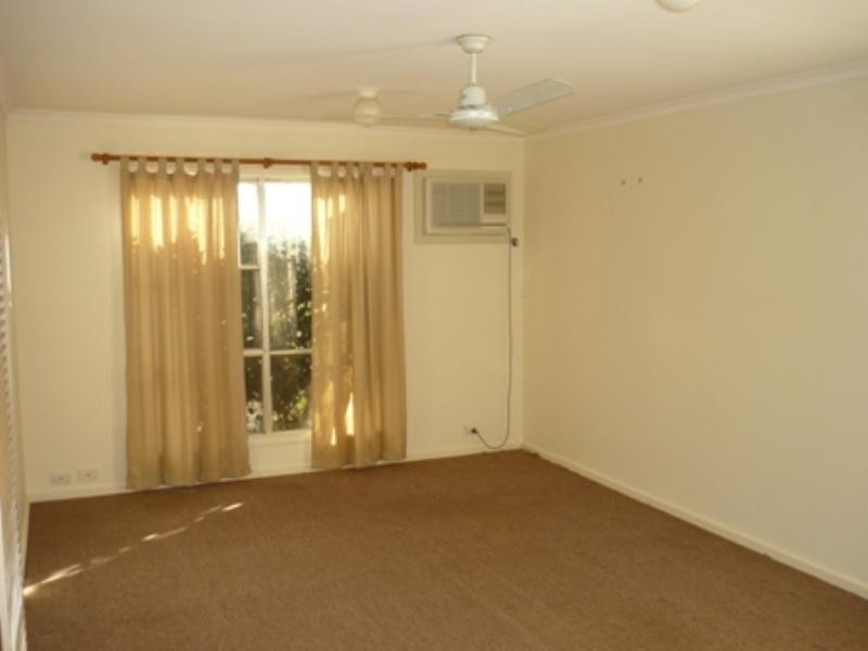 10 Nunniong Street, Werribee VIC 3030