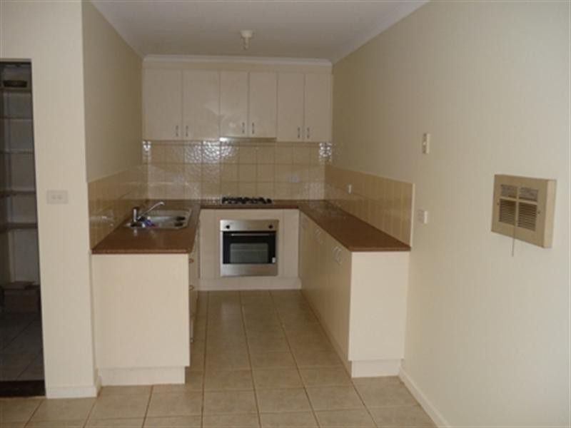 10 Nunniong Street, Werribee VIC 3030