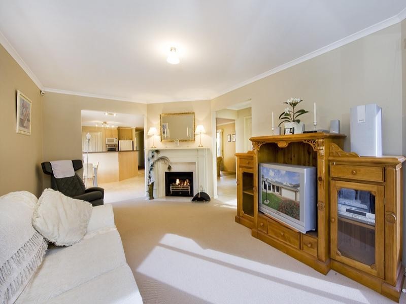 7 Feijoa Court, Werribee VIC 3030