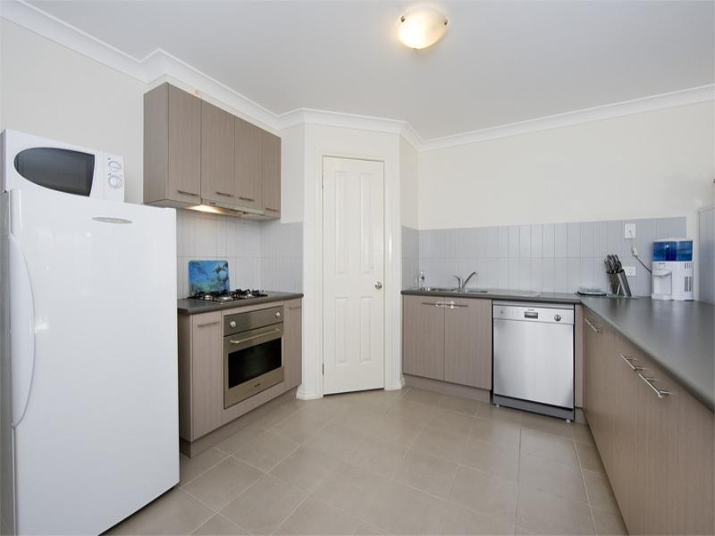 13 Secret Garden Way, Tarneit VIC 3029