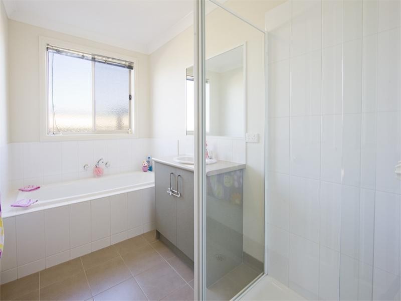 13 Secret Garden Way, Tarneit VIC 3029