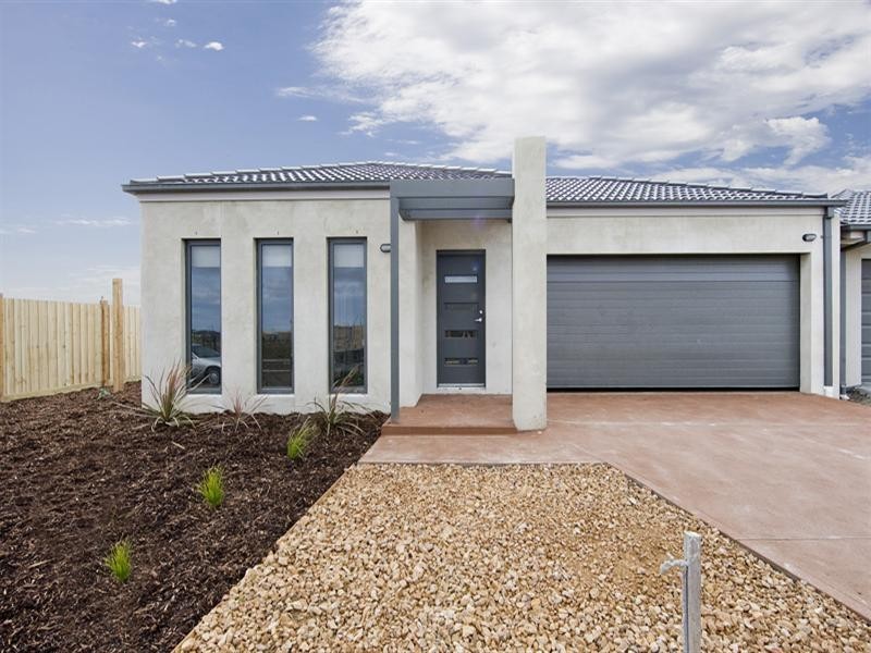 132 Yuruga Boulevard, Point Cook VIC 3030