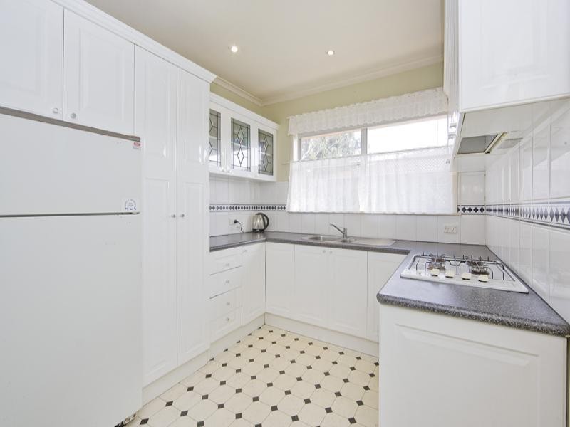 35 Whittaker Avenue, Laverton VIC 3028