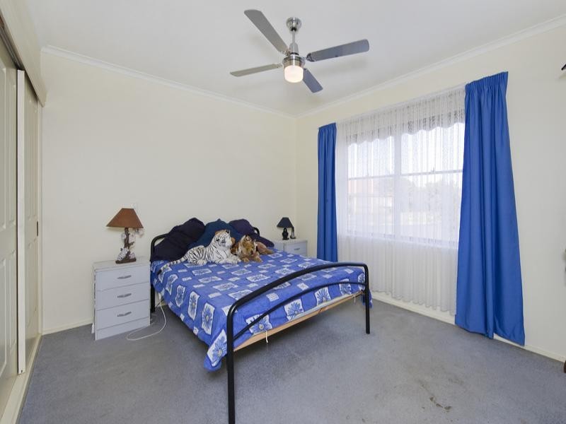 35 Whittaker Avenue, Laverton VIC 3028