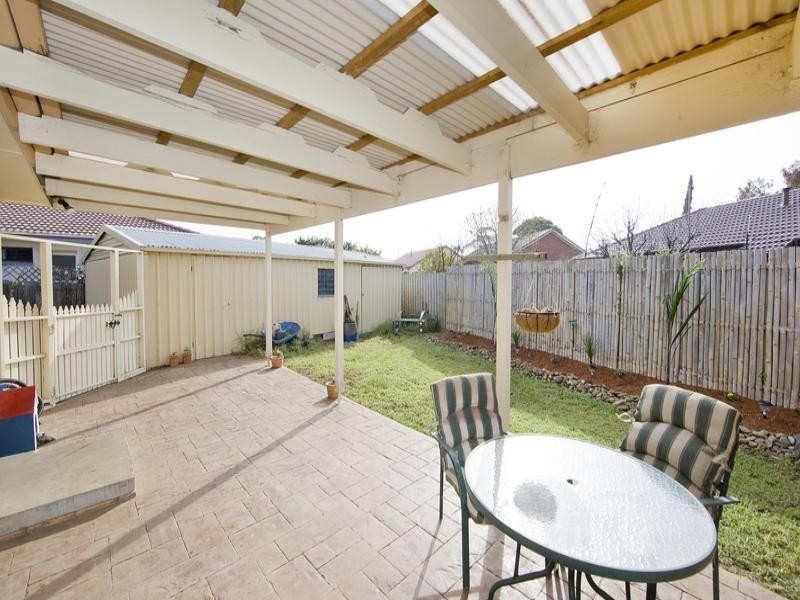 35 Whittaker Avenue, Laverton VIC 3028