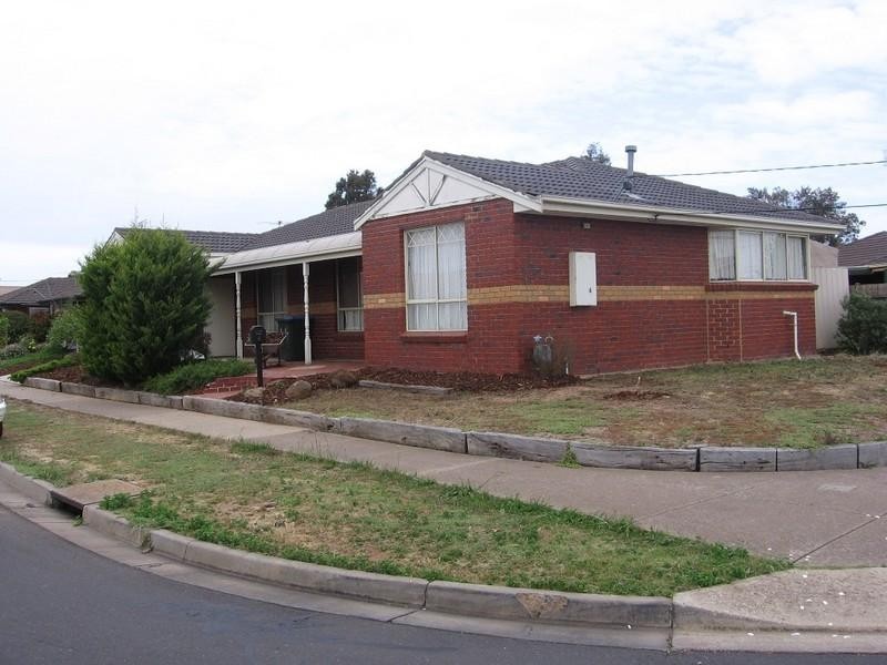 4 Quarrion Court, Hoppers Crossing VIC 3029