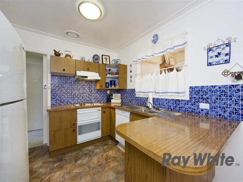 11 Fisher Court, Altona VIC 3018