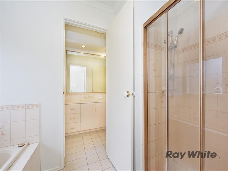 2 Cavanagh Close, Hoppers Crossing VIC 3029