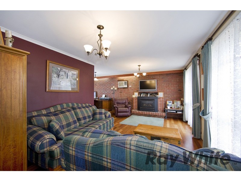 39 Wynarka Drive, Hoppers Crossing VIC 3029