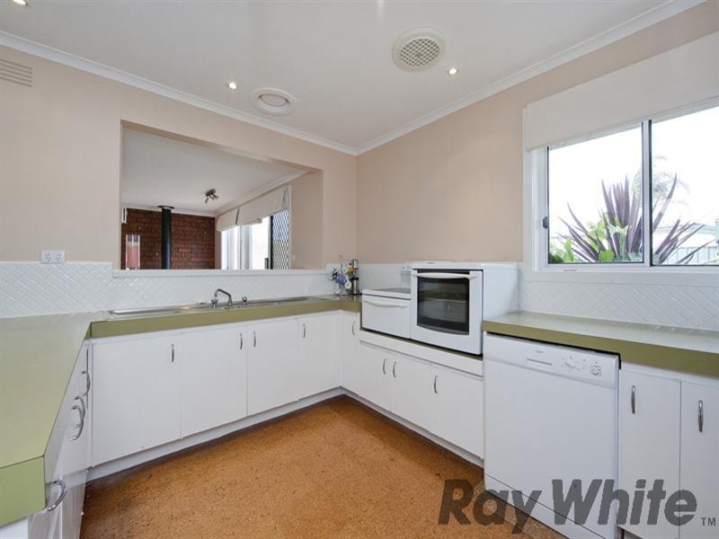 10 Feathertop Drive, Wyndham Vale VIC 3024