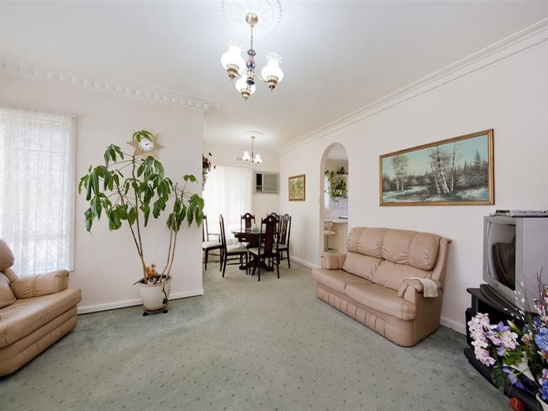 50 Bracken Grove, Altona VIC 3018