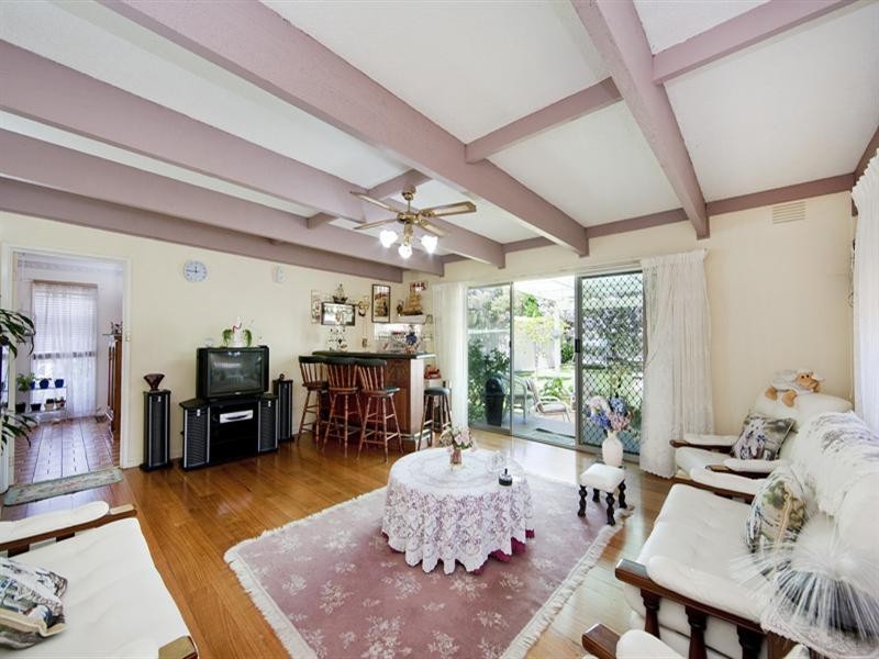 50 Bracken Grove, Altona VIC 3018