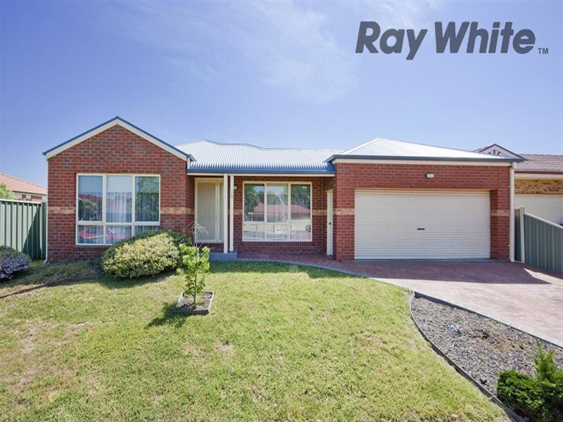 10 Finchley Road, Point Cook VIC 3030